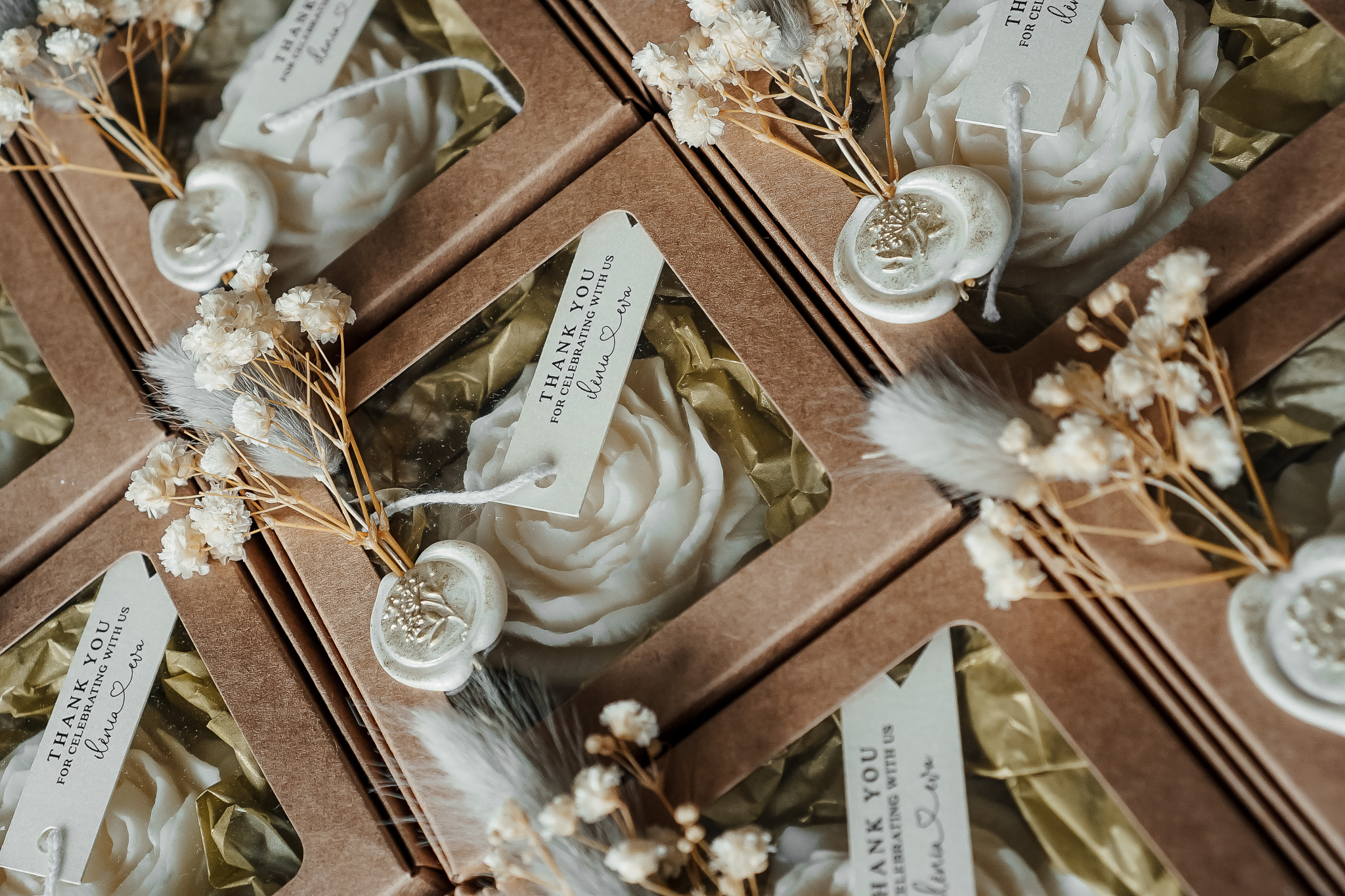 Bougie Pivoine en boîte personnalisée mariage