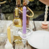 Chandelle lignée 18 CM décorative en cire de colza faite à la main - 4 couleurs disponibles – Image 5