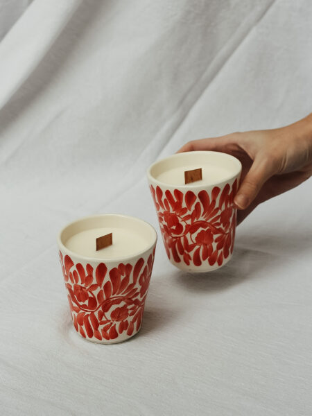 Bougie Jasmin emballée pour une présentation cadeau.